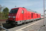 245 023 mit einem InterCity mit ziel Kassel-Wilhelmsh�he im Bahnhof Gera Hbf am 8.5.20