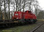 261 028-5 fuhr mit einen g�terzug am 28.11.12 von koops beim glinder bhf