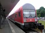 BR 112 mit dem Warnem�nde-Express im Bahnhof Warnem�nde am 22.6.13