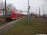 114 003-7 als RE5 mit ziel Holzdorf (Elster) & BR 429 als RE9 mit ziel Stralsund Hbf im Bahnhof Stralsund R�gendamm am 3.12.13
