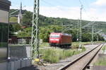 145 045 bei der Durchfahrt im Bahnhof Bad K�sen am 1.6.22