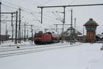 146 016 verl�sst mit dem RE30 mit ziel Magdeburg Hbf den Bahnhof Halle/Saale Hbf am 15.2.21
