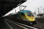 182 00X mit dem RE1 im Bahnhof Magdeburg Hbf am 4.1.20