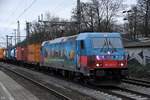 185 367-8 fuhr mit einen containerzug durch harburg,23.01.20
