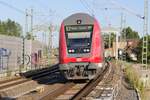 Mit Steuerwagen voraus f�hrt die S7 aus Richtung Halle-Nietleben kommend in den Endbahnhof Halle (Saale) Hbf am 28.6.19 ein.