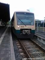 PRESS 650 032-4 im Bahnhif Putbus und f�hrt in k�rze zur Loktankstelle am 9.5.13