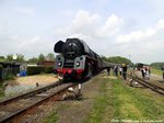 01 0509 F�hrt mit dem Sonderzug in den Putbusser Bahnhof ein am 21.5.16