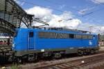 PRESS 140 046 schaut sichselbst in K�ln Hbf am 8 Juni 2019.