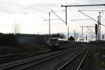 650 032 (650 300) der PRESS aus Richtung Lauterbach Mole kommend bei der einfahrt in den Bahnhof Bergen auf R�gen am 28.12.19