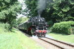 114 703 (203 230) und 86 1744 unterwegs nach Bergen auf R�gen bei der Durchfahrt am ehemaligen DDR Haltepunkt Pastitz am 31.7.21