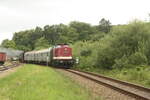 114 703 (203 230) und 86 1744 verlassen Putbus in Richtung Bergen auf R�gen am 1.8.21