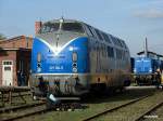 221 136-5 war abgestellt bei der jubil�umsfeier im BW wittenberge , am 12.10.14 , im hintergrund 212 279-4