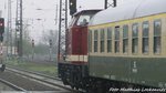 202 327 (203 227) der LEG mit dem Sonderzug und der E44 044 am ende beim verlassen des Bahnhofs Gro�korbetha in Richtung Wei�enfels am 17.4.16