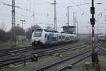 4746 801 verl�sst als RE9 mit ziel Ostseebad Binz den Bahnhof Stralsund Hbf am 21.12.20