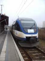 OLA VT 0010 mit ziel B�tzow im Bahnhof Pasewalk am 14.12.13