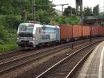 VECTRON 193 806-7 fuhr am 25.06.13 mit einen intermodal durch harburg
