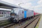 Railpool-S�ldner 193 806 steht mit ein RE nach Sonnenberg am 28 Juni 2022 in N�rnberg Hbf.