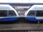 UBB GTW 2/6er beim  H�ndchen Halten  im Bahnhof Stralsund Hbf am 11.4.13