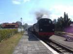 99 2322 der Mecklenburgischen B�derbahn  Molli  im Bahnhof K�hlungsborn West am 13.7.14