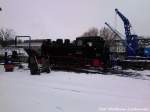R�BB 99 4802 beim Kohle Bunkern im Kleinbahn BW Putbus 11.3.13