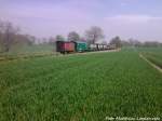 R�BB Mh 53 unterwegs nach G�hren / Hier das Schlusslicht des Zuges zwischne Putbus und Beuchow am 9.5.13