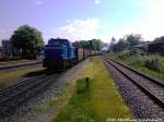 R�BB 251 901 als Schlusslicht und Schublok unterwegs nach Lauterbach Mole bei der Ausfahrt aus Putbus am 29.5.13