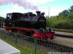 R�BB 99 4802 unterwegs zum Zug im Bahnhof Putbus am 29.5.13
