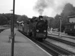 R�BB Mh 52 mit dem Sonderzug bei der Einfahrt in Putbus am 30.8.13