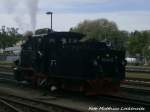 R�BB 99 4652 f�hrt f�r F�hrerstandsmitfahrten im Putbusser Bahnhof hin und her am 31.5.15
