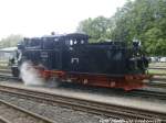 R�BB 99 4652 f�hrt f�r F�hrerstandsmitfahrten im Putbusser Bahnhof hin und her am 31.5.15