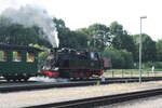 99 4802 verl�sst den Bahnhof Putbus in Richtung Ostseebad Binz am 25.7.21
