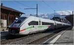 Ein DB ICE 4 auf der Fahrt von Berlin nach Interlaken Ost ist in Spiez eingetroffen und somit schon bald am Ziel seiner langen Fahrt.

17. Feb. 2021