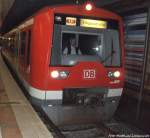 BR 474 als S21 mit ziel Elbgaustra�e in der S-Bahn Station Hbf in Hamburg am 31.8.13