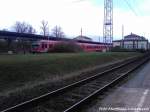 BR 628 im Doppelpack als RE6 mit Ziel L�beck Hbf im Bahnhof Bad Kleinen am 13.4.13