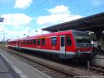 628 656 und 928 656 als RE6 mit ziel �ckerm�nde Stadthafen im Bahnhof G�strow am 15.7.14