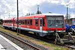 928 450 war abgestellt beim bahnhof nieb�ll,17.04.17
