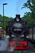 99 1781-6 beim Wasserfassen in Göhren am 19.07.2016