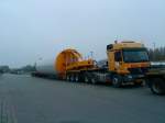 SZM Mercedes-Benz Actros der Spedition Max B�gl als Schwertransport beim Stopp auf dem Rasthof Dannstadt/Pfalz an der A 61 am 19.11.2013