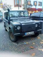SUV Land Rover auf dem Stadtplatz in Bad D�rkheim am 20.11.2013