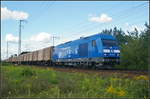 PRESS 253 015-8 / 223 052 und Werbung für den  Rasender Roland  fuhr am 23.08.2017 mit dem  innofreight -Zug durch die Berliner Wuhlheide