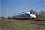 DB Fernverkehr Tz 327 / 403 027 'Siegen' fuhr auf Leerfahrt am 16.04.2019 durch die Berliner Wuhlheide.