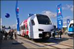 DB 429 113-4, Typ Stadler FLIRT 3, ist einer von weiteren bestellten 28 f�nfteiligen Triebz�gen f�r Rheinland-Pfalz. Ausgestellt war der Triebzug auf der InnoTrans 2014 in Berlin (NVR-Nummer 94 80 0429 11-4 D-DB).

Webseite (deutsch): http://www.stadlerrail.com/de/referenzen/db-regio-ag/
