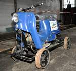 Mopeddraisine VEB im Bahnpark Augsburg, Eigentum der Draisinenfreunde Garmisch-Partenkirchen am 25.10.2009.