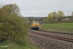 218 392-9 schiebt den Fahrwegmesszug der DB Netz und Instandsetztung Systemtechnik von Nürnberg nach Hof bei Oberteich.