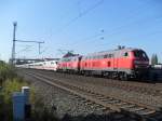 218 836 und 218 832 schleppten am 25.09.2011 ICE 402 035/808 035(G�rlitz)und 402 005/808 005 (Zwickau)von Stendal nach Berlin ab