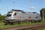 ES64 U2-100(182 600-7)angemietet von Hupac fhrt momentan fr die Firma Raildox GmbH&Co.KG.Sie wartet auf Ihre Abfahrt zum Zellstoffwerk Stendal bei Arneburg(Niedergrne)Aufgenommen am 25.05.2011 im Bahnhof Rostock-Bramow