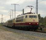 103 184-8 mit TEE-Sonderzug Koblenz-Binz bei der durchfahrt in Hhe Rostock Hbf.21.09.2011