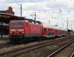 143 926-4 mit RE 17706 von Halle(Saale)Hbf nach Uelzen bei der Ausfahrt im Bahnhof Stendal.23.06.2012