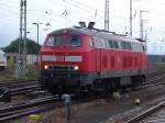 Auch meine geliebte 218er darf auf einer Stralsund-Tour nicht fehlen hier 218 832-4 beim Rangieren im Bahnhof Stralsund.(28.08.10)