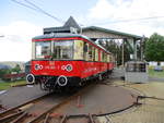 Um an den Bahnsteig zukommen mußte 479 205 und 479 201,am 27.Mai 2020,in Lichtenhain über die Drehscheibe fahren.